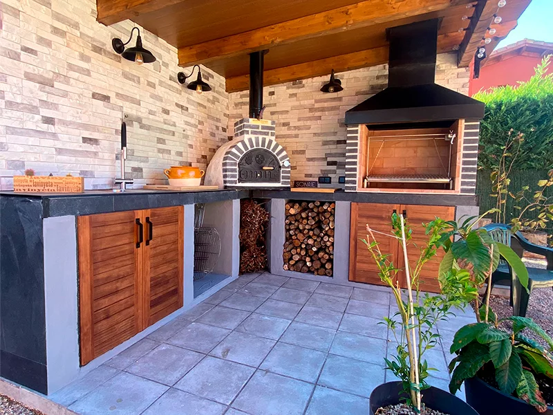 CONJUNTO DE HORNO MONTADO Y HALF BARBECUE A JUEGO