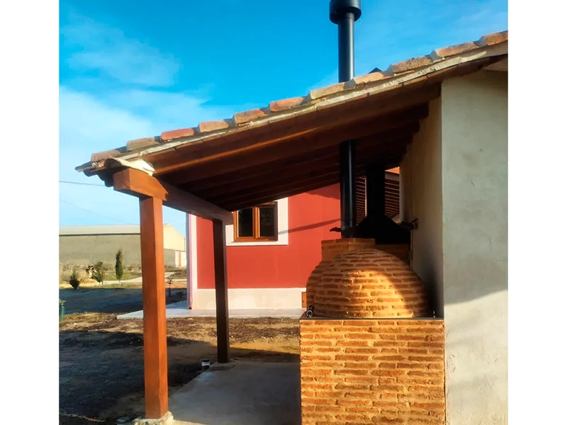 CONJUNTO EN ROMANICO MUDEJAR AL EXTERIOR