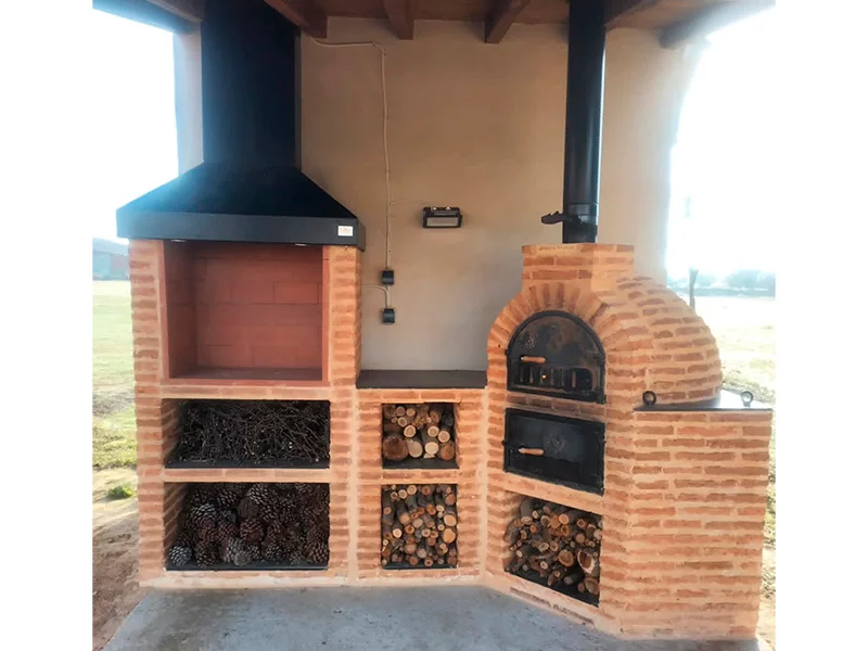 CONJUNTO EN ROMANICO MUDEJAR AL EXTERIOR