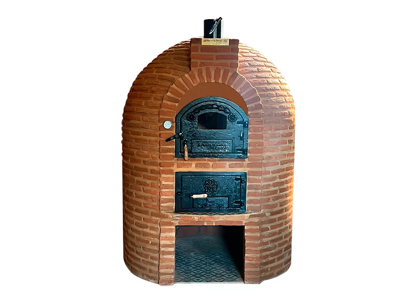 HORNO CON HORNILLA Y MESA INT. CIRCULAR EN LADRILLO MUDEJAR